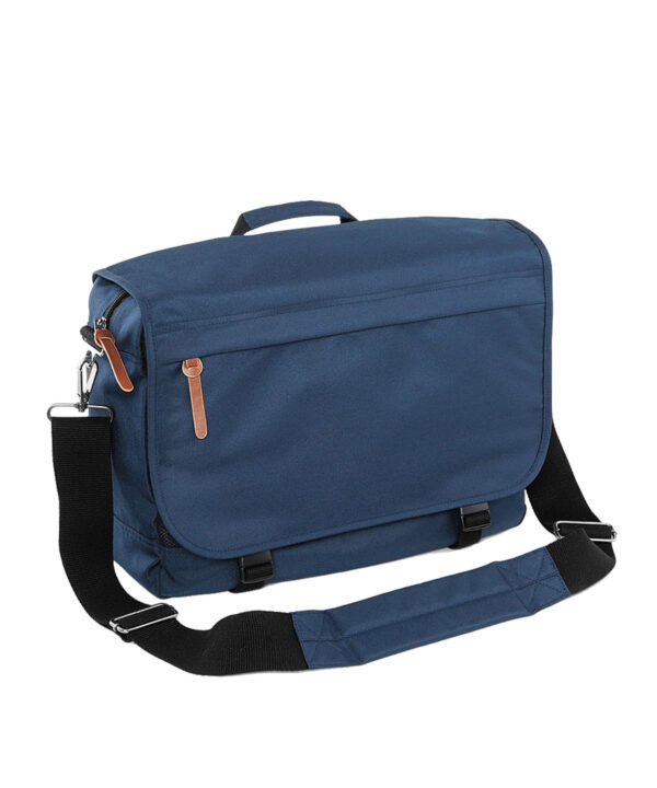 Campus laptop messenger